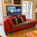Spacious Apartment In Montparnasse