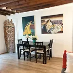 Spacious Apartment In Montparnasse