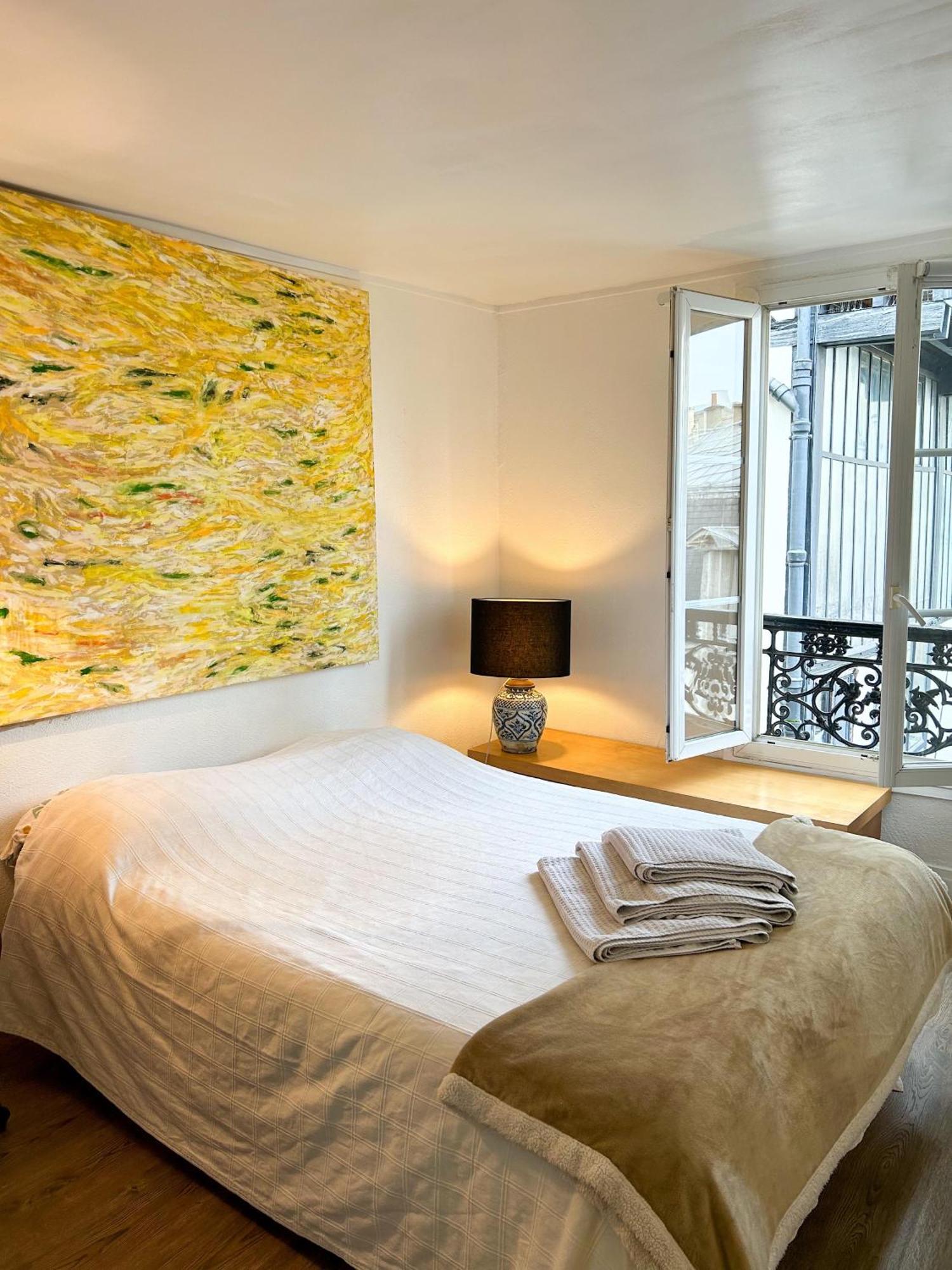 Spacious In Montparnasse Apartment